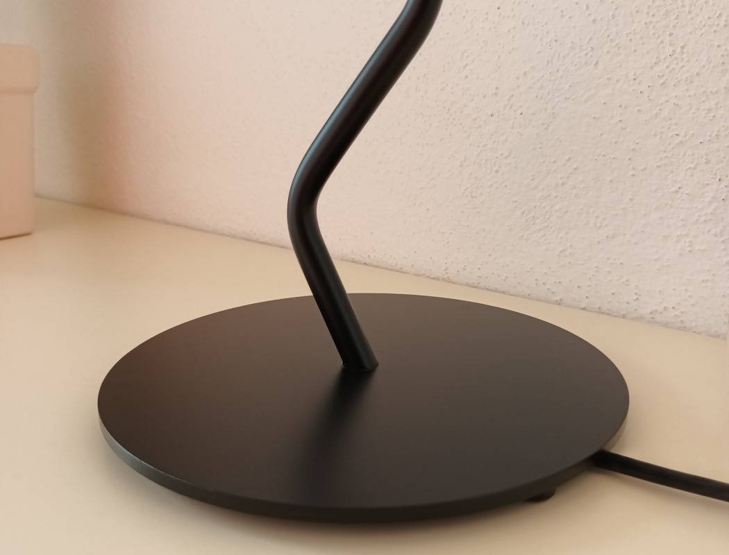 Wrought iron wavy squiggle handcrafted iron base table lamp